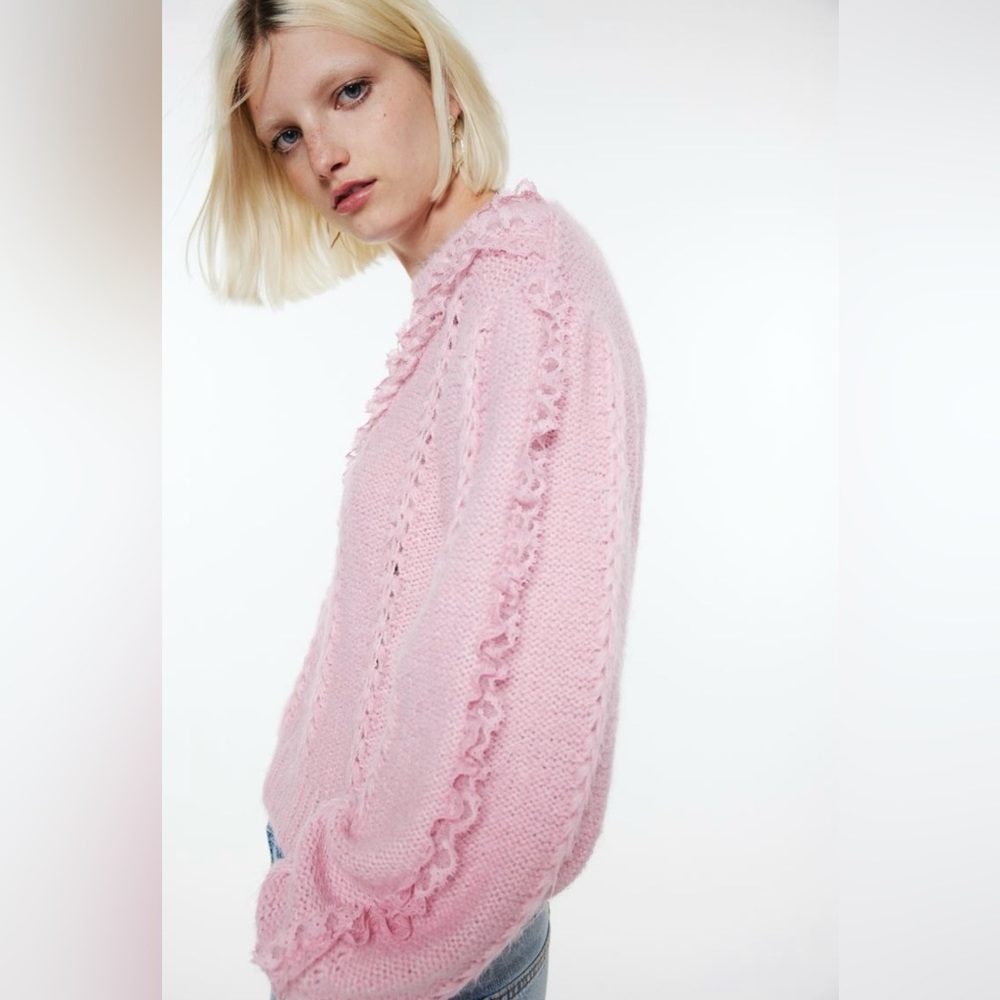 H&M Lace-Trimmed Sweater Pink Small - Picture 10 of 10